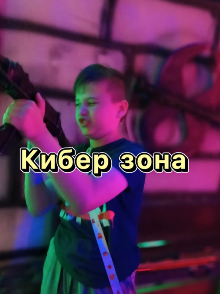 4t0dy7HLGB4